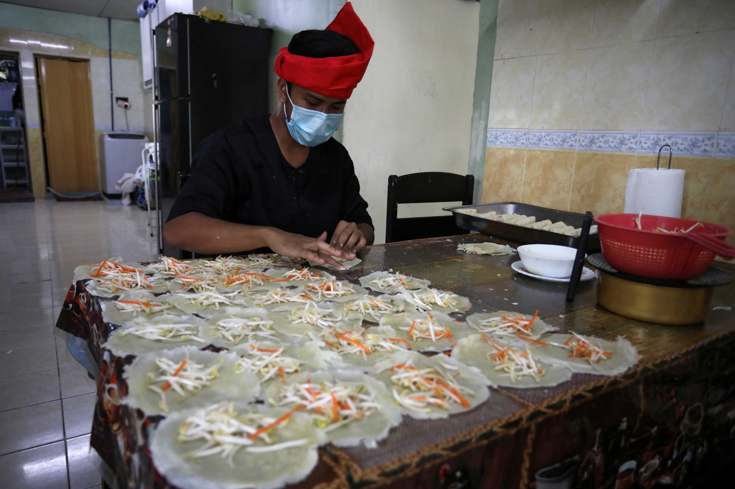 Ramadan bazaars go digital in Southeast Asia amid pandemic