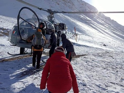 Leh admin dispatches relief in helicopter to fire victim