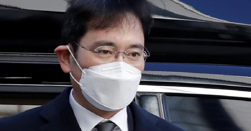 Samsung thrives as Seoul mulls pardon of corporate heir