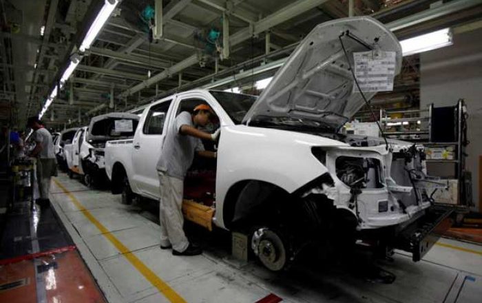 Booming autos exports help plug gaping tourism hole