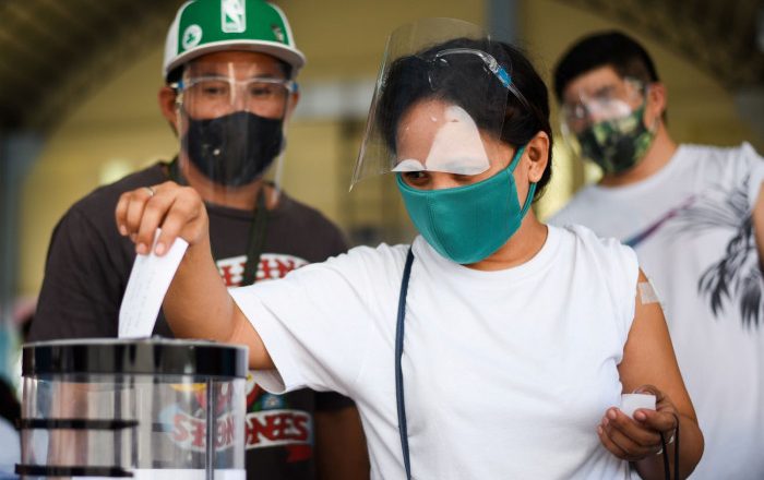 Anti-vaxxer propaganda spreads in Asia