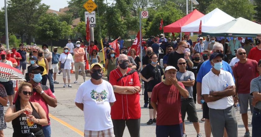 ‘No Dash, no deal’: Aerospace workers spar with company owned by Canada’s richest family over future of Downsview plant