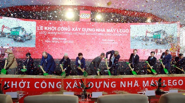 China ignored: Know why did Lego choose Vietnam for its first carbon neutral plant.